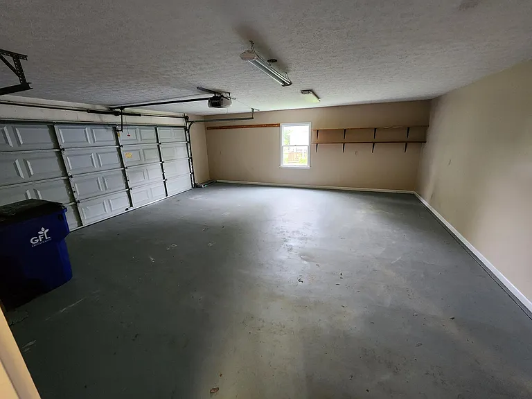 203 Cherokee Dr — Photo 28