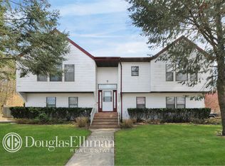 85 Shore Rd, Glen Cove, NY 11542