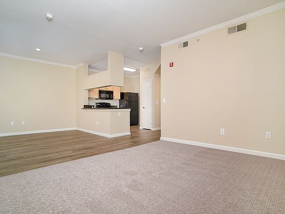 3rd image of 703 Gibson Dr #1514