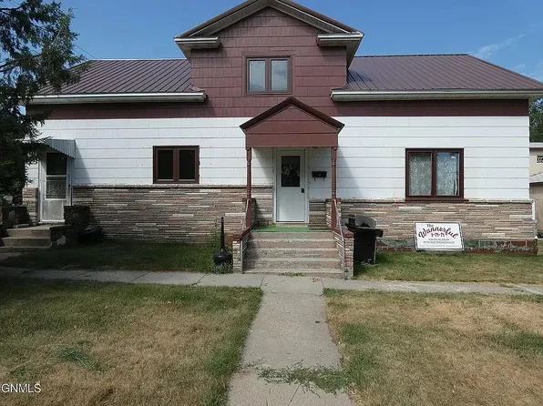 205 F Ave N, Strasburg, ND 58573