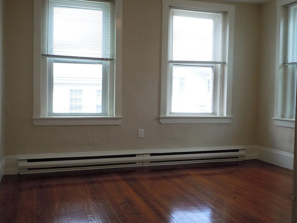 2nd image of 31 Elmwood St #11012378