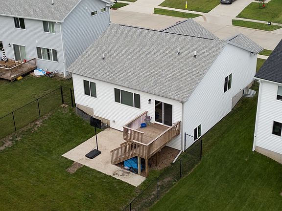3rd image of 510 Ironwood Ave