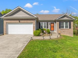 122 Paul Revere Dr, Georgetown, KY 40324