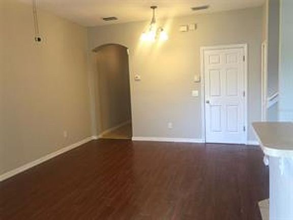 4th image of 1841 Retreat View Cir