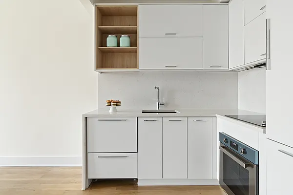 Sold by Compass | media 1