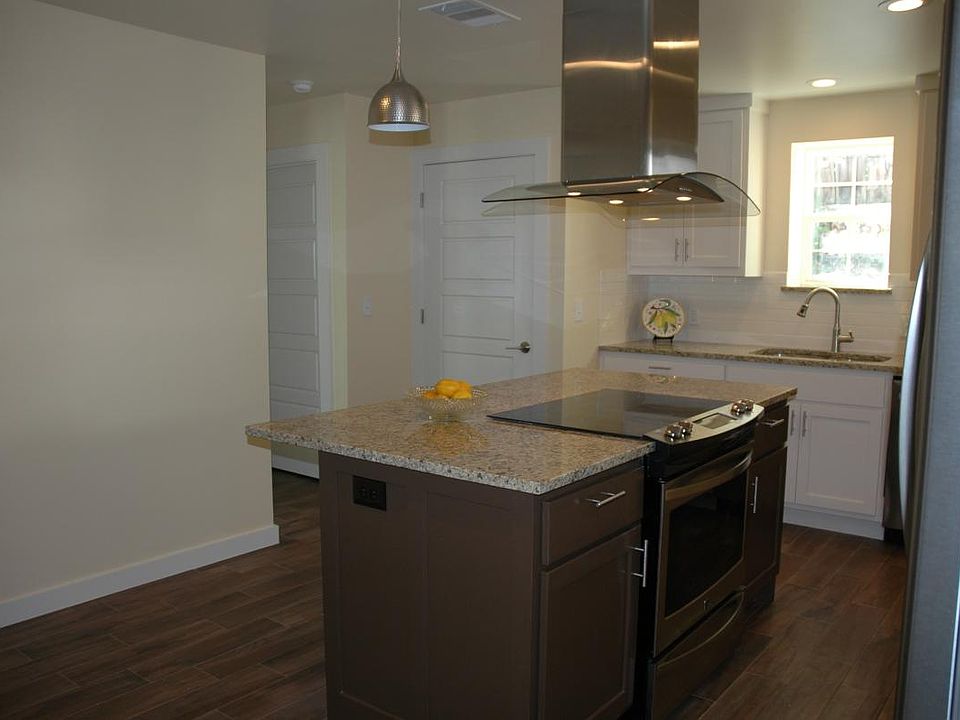 kitchen pic 3
