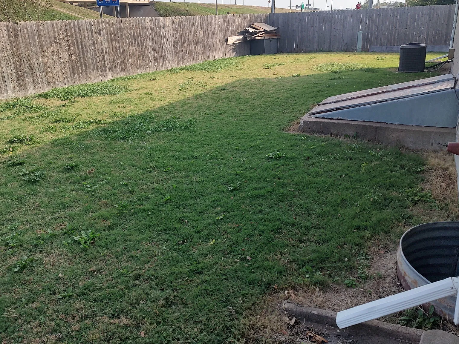 3 bed, 1.5 bath, 1205 sqft, $1,475 — Photo 3