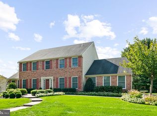671 Fox Hollow Dr, Yardley, PA 19067