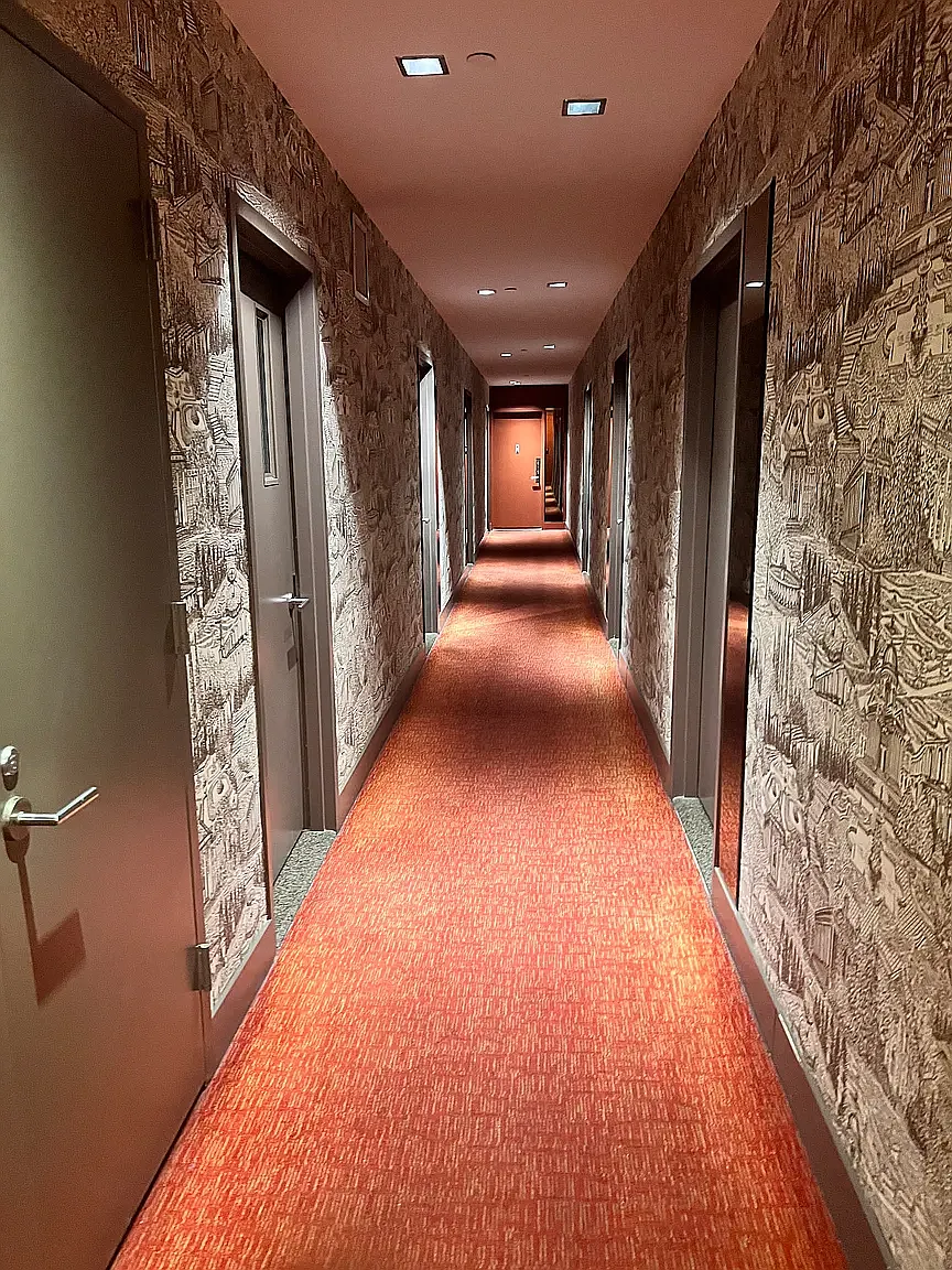 1 Wall Street Court — Photo 2