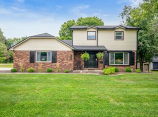 101 W Falcon Run, Pendleton, IN 46064