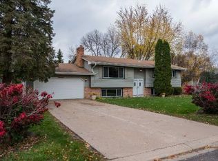 10048 Harrison Rd, Bloomington, MN 55437