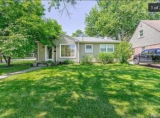 4518 Grindley Park St, Dearborn Heights, MI 48125