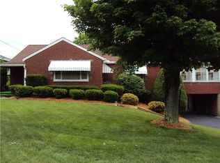 1347 Country Club Rd, Monongahela, PA 15063