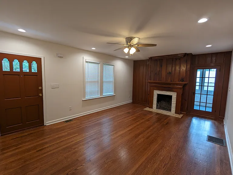 435 Chevelle Ln #A — Photo 3