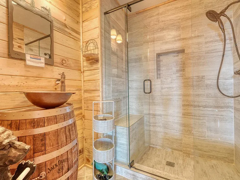1142 Walnut Rdg — Photo 12