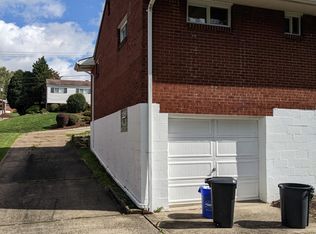 415 Eden Dr, Monroeville, PA 15146
