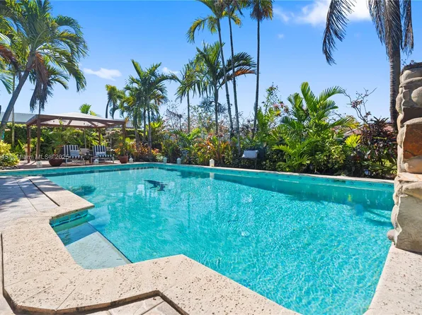 20330 Franjo Rd, Cutler Bay, FL 33189