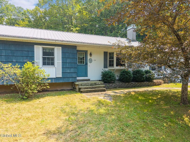 3rd image of 84 Seacord Drive