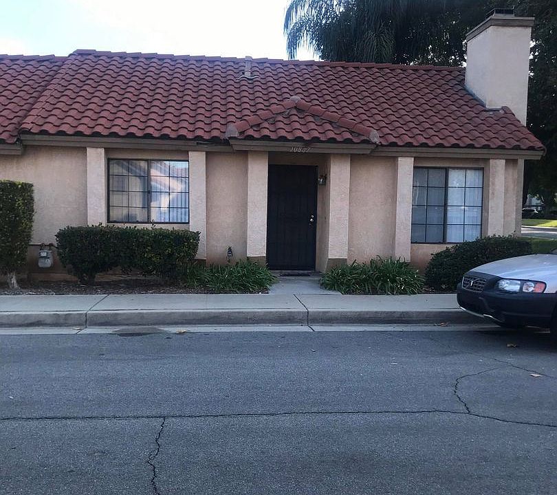 1st image of 10887 Loro Verde Ave