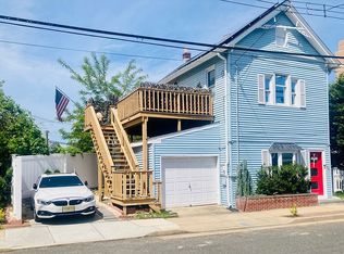 435 Atlantic St, Keyport, NJ 07735