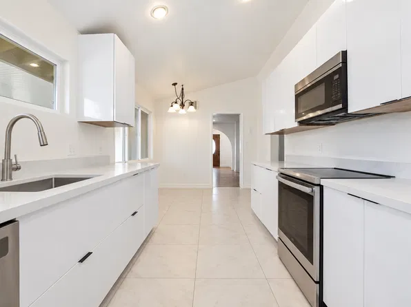 5241 Remington Rd, San Diego, CA 92115