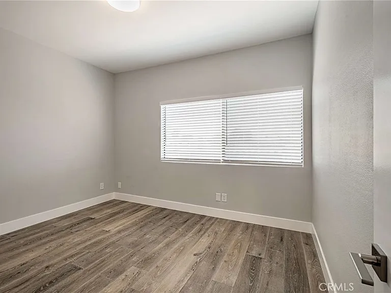 6323 Reseda Blvd #2 — Photo 9