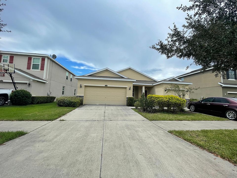 1st image of 11610 Balintore Dr