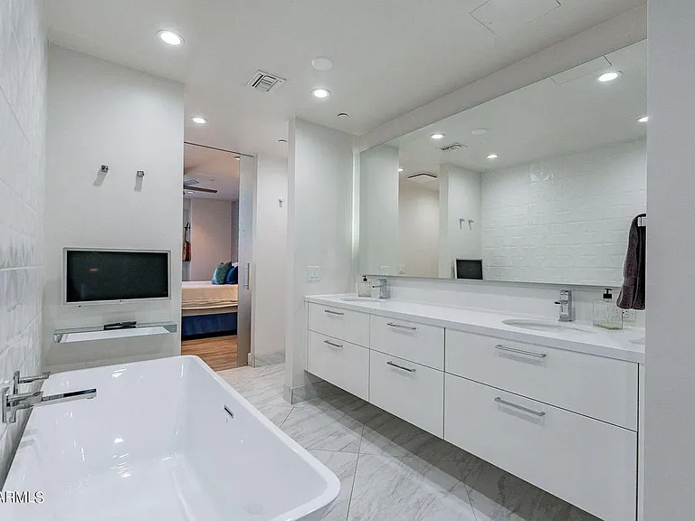 4422 N 75th St #5011 — Photo 18