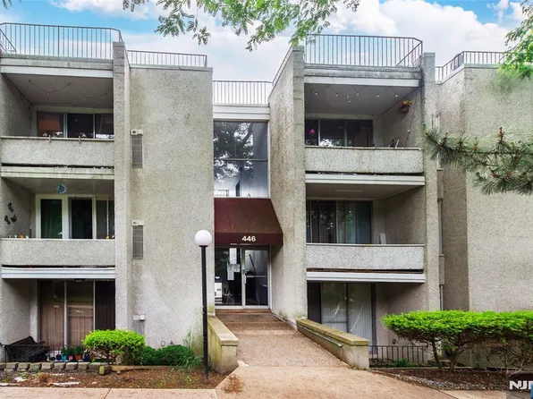 446 River Rd APT G, Nutley, NJ 07110