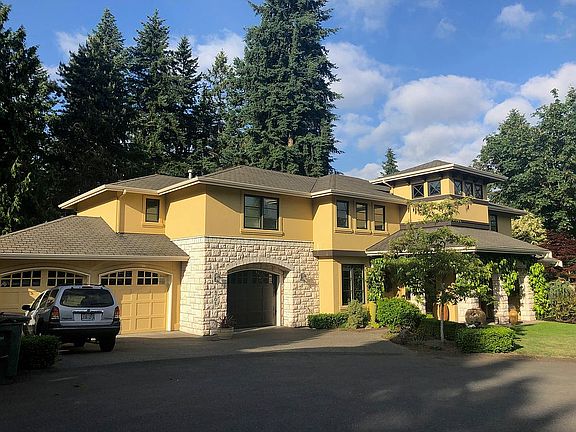 2nd image of 8705 SE 44th Pl