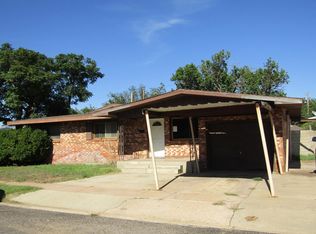 202 Morningside Ave, Denver City, TX 79323