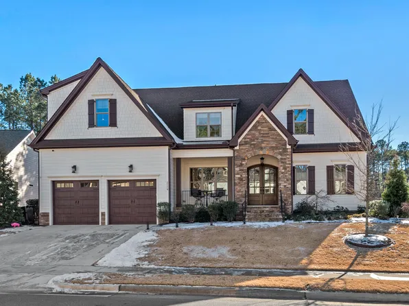 2114 Arborwood Dr, Durham, NC 27705