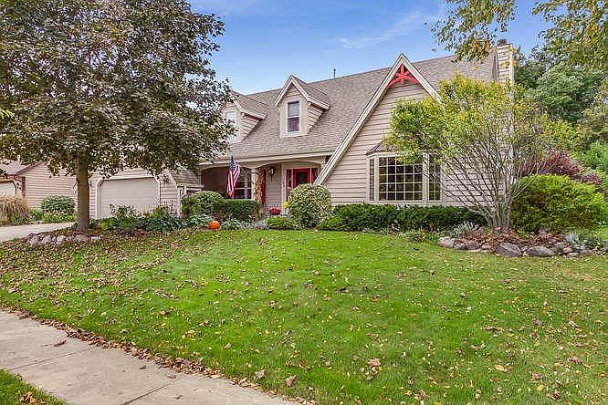 1266 40th Ave Kenosha WI 53144-small-022