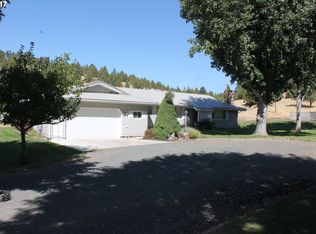 305 Edgewood Dr, Canyon City, OR 97820