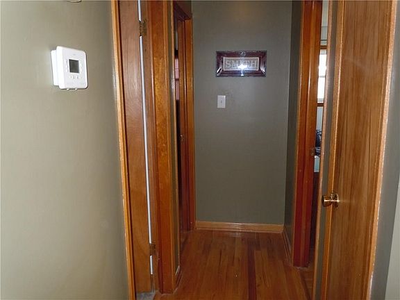 5th image of 5226 S Capitol Ave