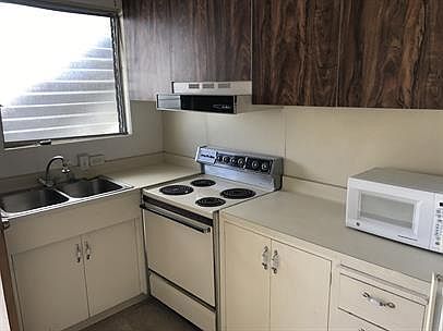 3rd image of 1003 Kapahulu Ave APT 102