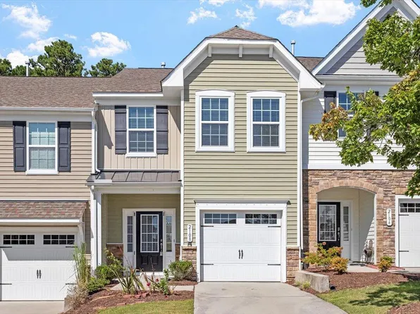 2108 Junewood Ln, Morrisville, NC 27560