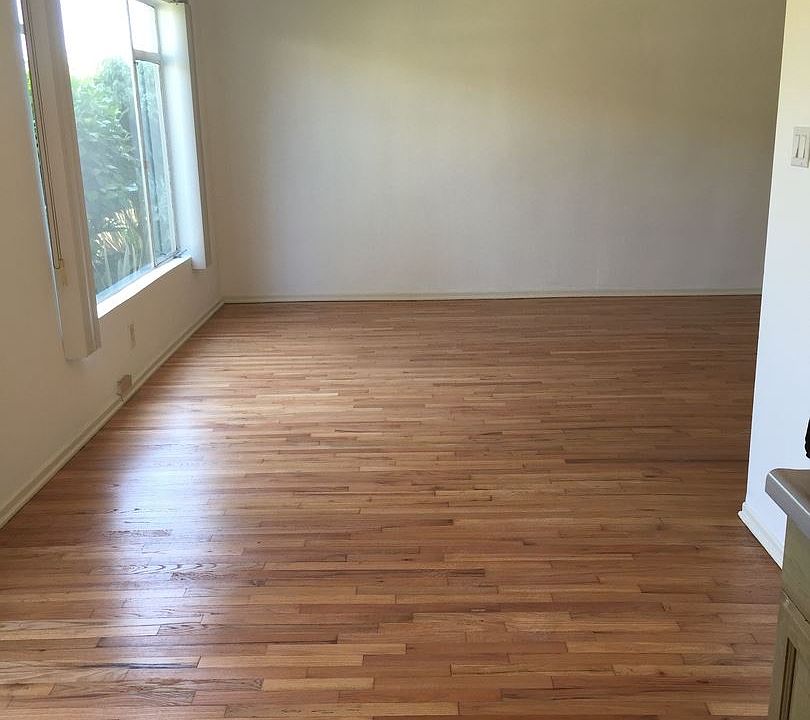 1st image of 11617 Gorham Ave APT 02
