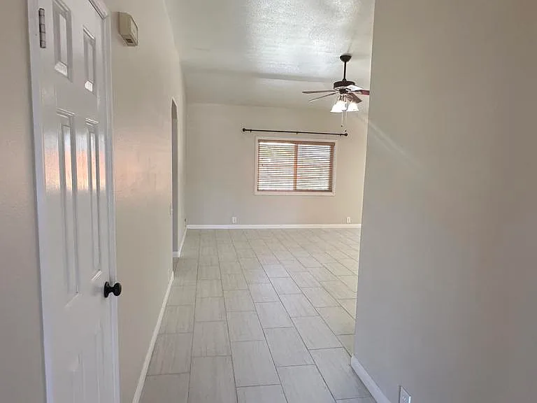325 Princeton St — Photo 6