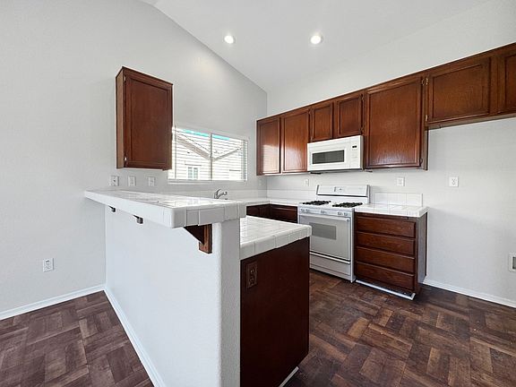 3rd image of 78720 W Harland Dr