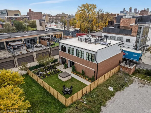 649 W Alexandrine St, Detroit, MI 48201