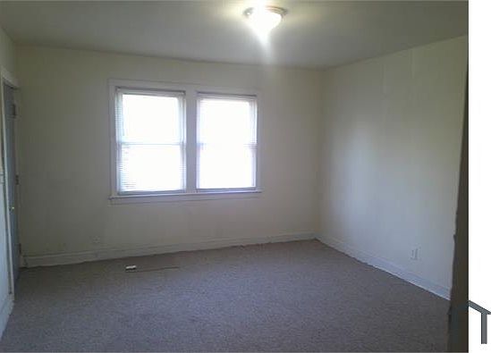 5th image of 1905 M St NE APT 3