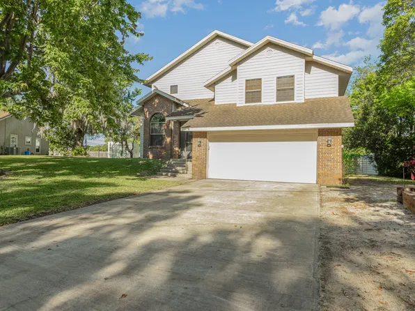 3984 Ridgewood Dr, Titusville, FL 32796