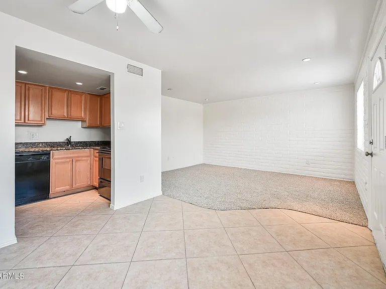 1234 N 36th St #211 — Photo 5