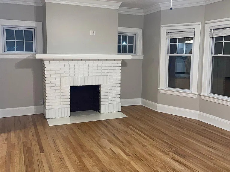 2059 Wascana Ave #UP — Photo 5