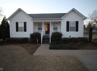 517 Bartson St, Lavonia, GA 30553