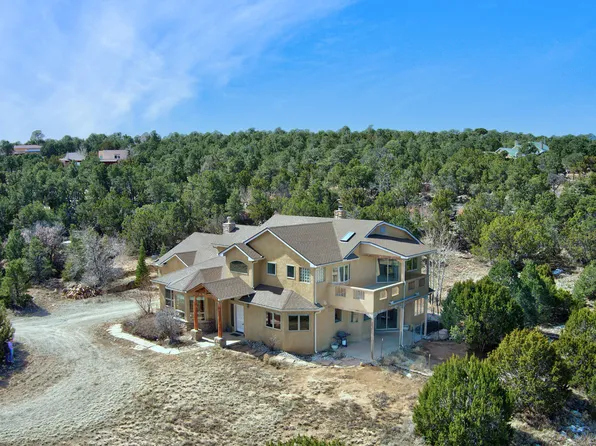 11 Lobelia Ln, Sandia Park, NM 87047