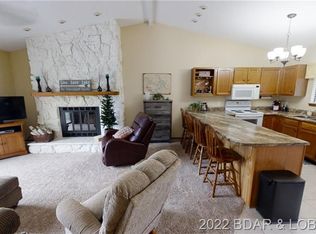 611 Lazy Days Rd #B9, Osage Beach, MO 65065