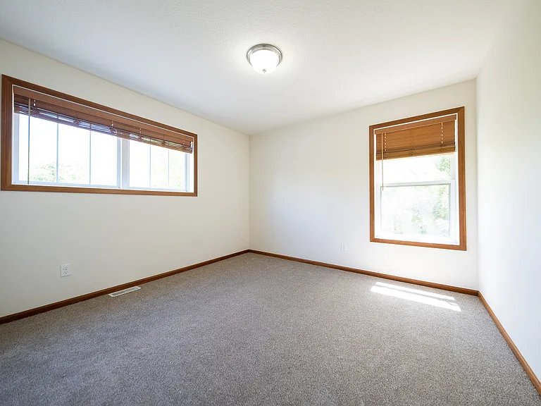 1814 Spring Creek Dr — Photo 20