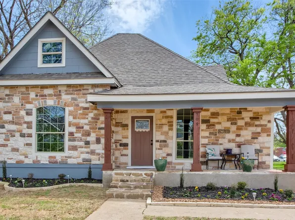 704 E Chaffin St, Sherman, TX 75090